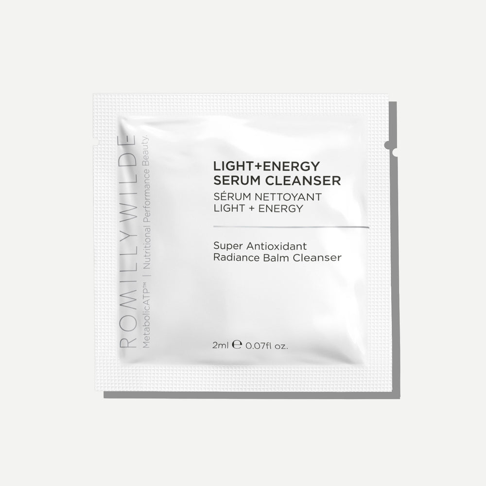 Sample Sachet Light + Energy Serum Cleanser 2ml